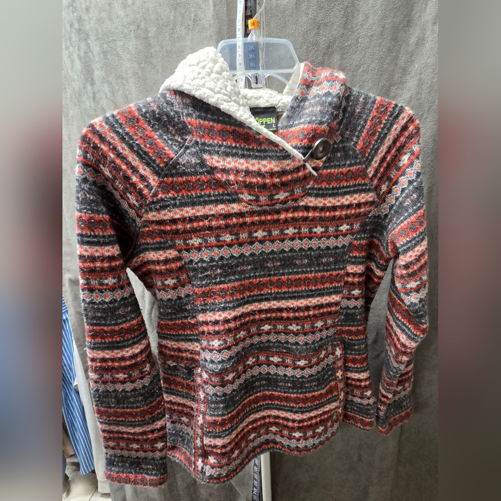 Koppen Red and Gray Patterned Cowl Sweater